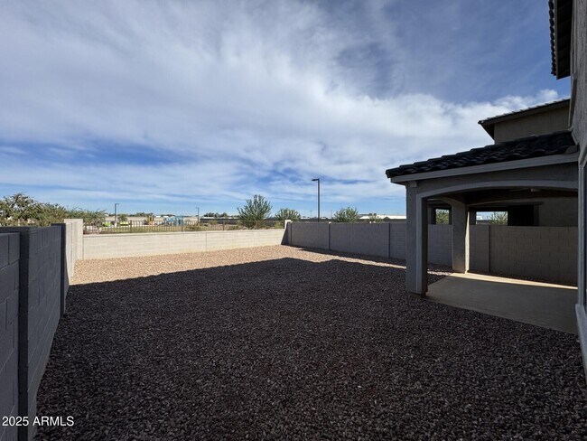 Building Photo - 17566 W San Juan Ave