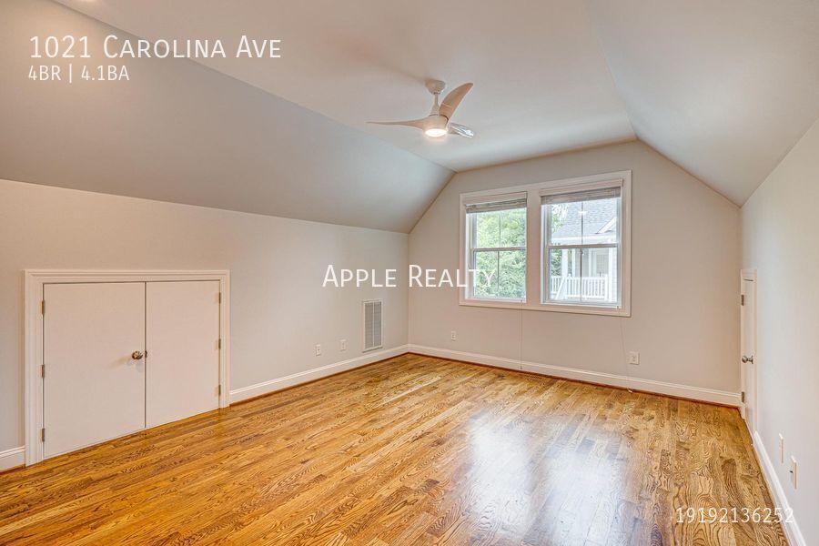 Building Photo - 1021 Carolina Ave