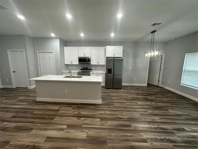 Building Photo - 13745 SW 43rd Cir