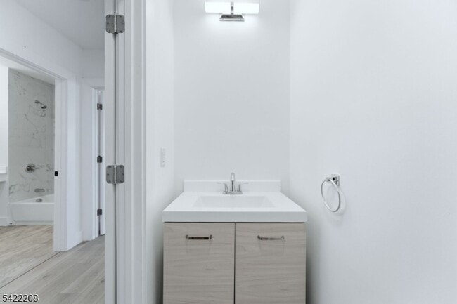 Building Photo - 95 Shepherds Ln