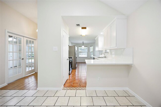 Building Photo - 8707 Orchard Ln