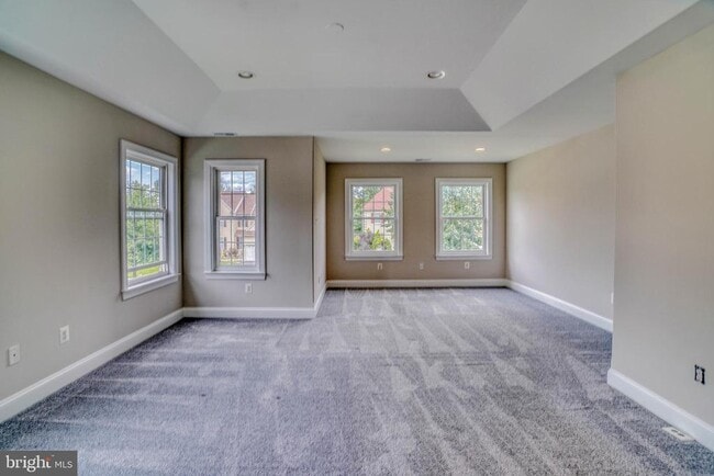 Building Photo - 9902 Player Dr