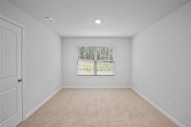 Building Photo - 136 Hampton Ter