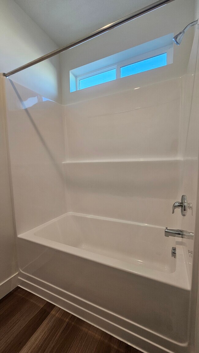 Building Photo - 13687 S Hanley Ln