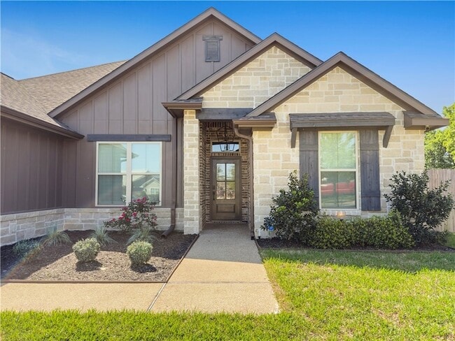 Building Photo - 2713 Colony Vis Ct