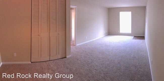Building Photo - 3235-3299 Warringwood Dr