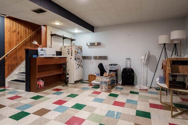 Building Photo - 3 Bedroom 2 Bathroom Home in Turner School District