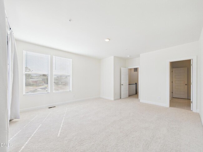 Building Photo - 1259 Shaw View Aly