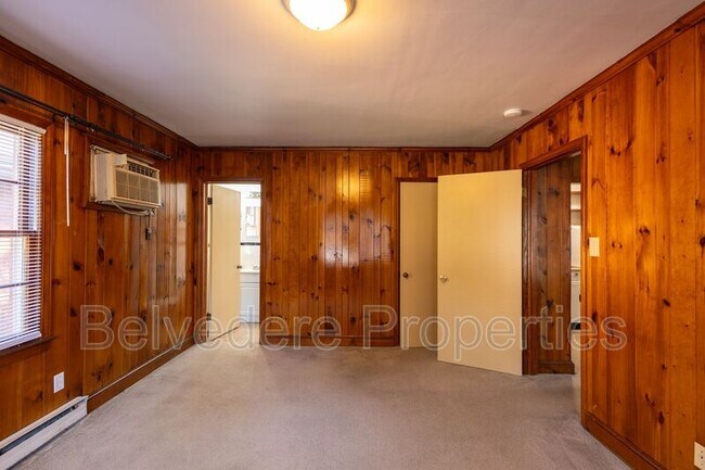 Building Photo - 207 Leftwich St