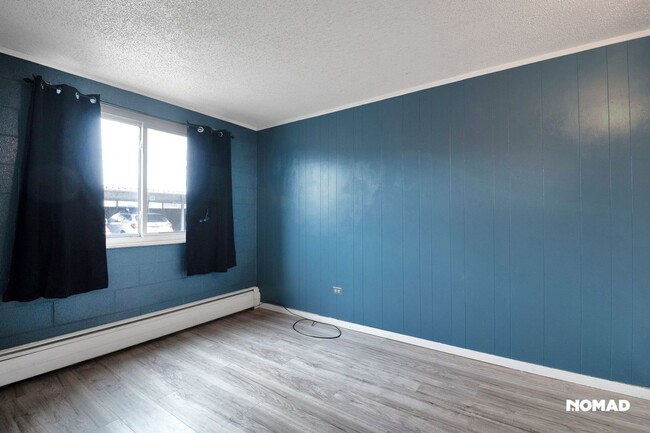 Building Photo - Charming 2BR Condo in Denver