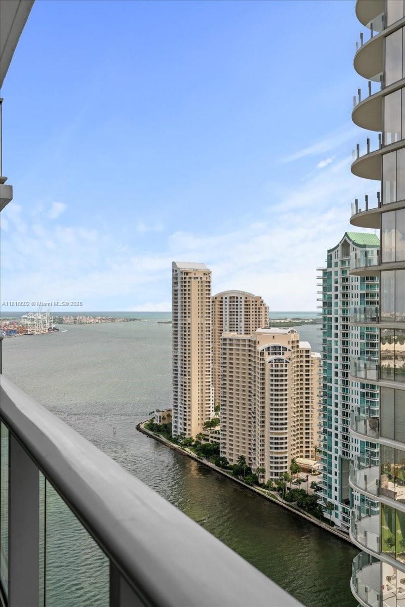 Building Photo - 300 S Biscayne Blvd