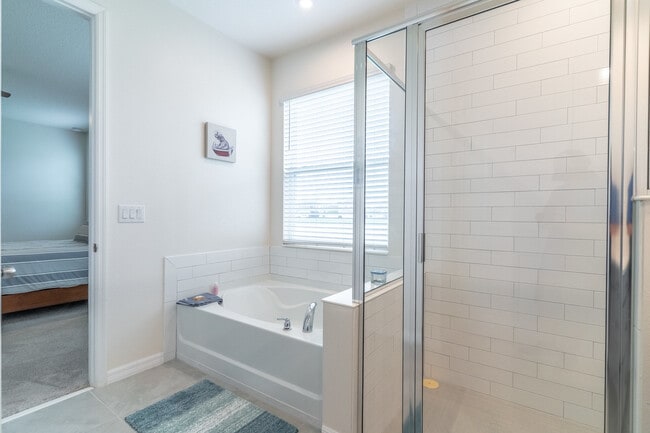 Building Photo - 2721 Chantilly Ave