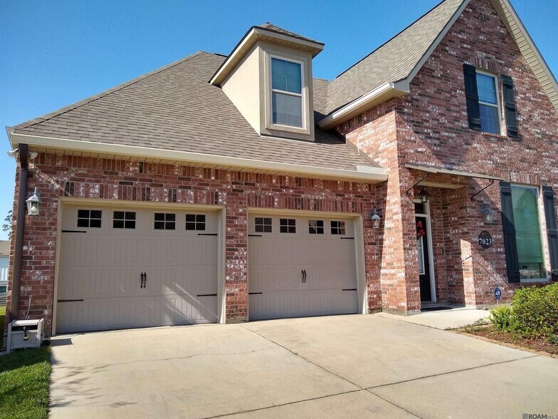 Building Photo - 7023 Myrtle Bluff Dr