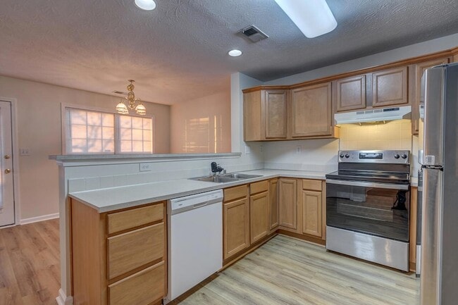 Building Photo - 632 Vonbryan Trace