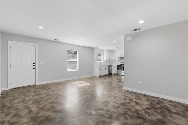 Building Photo - 612 W Coffin St