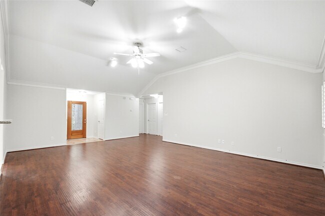 Building Photo - 1702 Fantasy Woods Dr