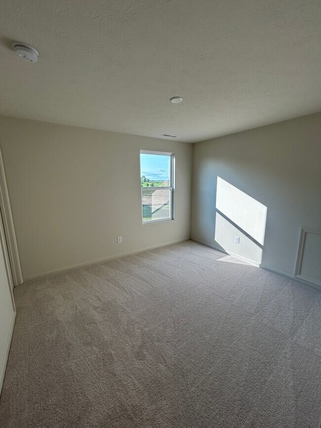 Building Photo - Newly Constructed 5 Bedroom Single Family Home in Brownsburg