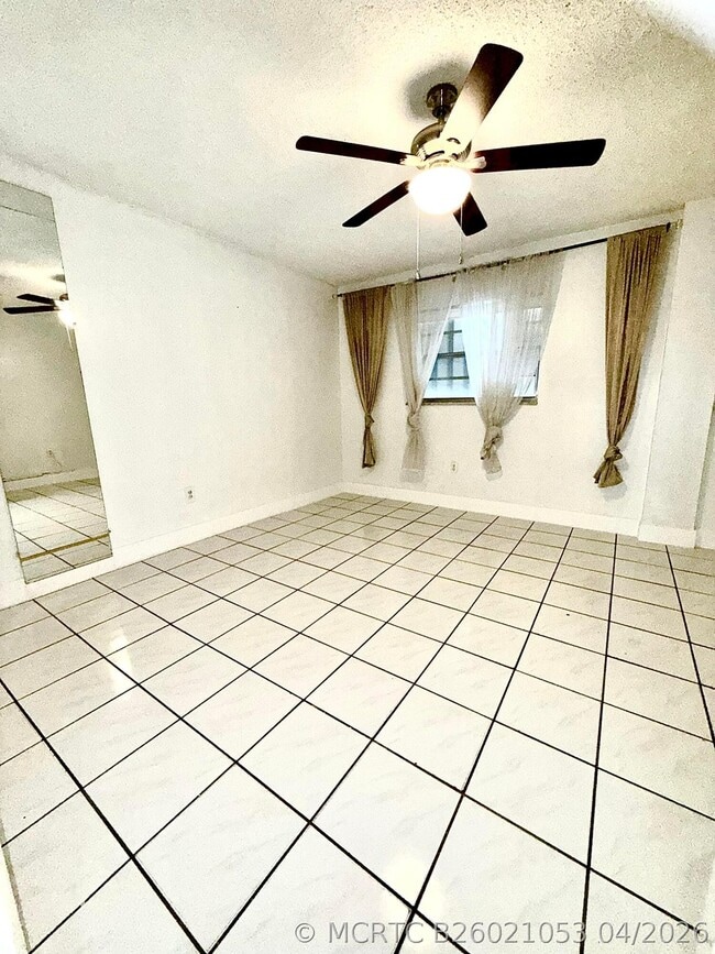 Building Photo - 4050 NW 135th St