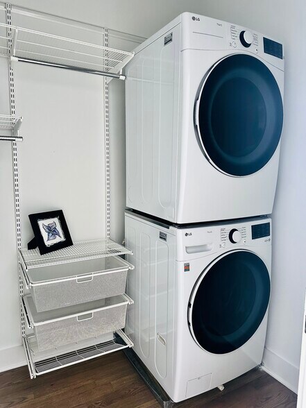 washer and dryer - 1056 2nd Ave S