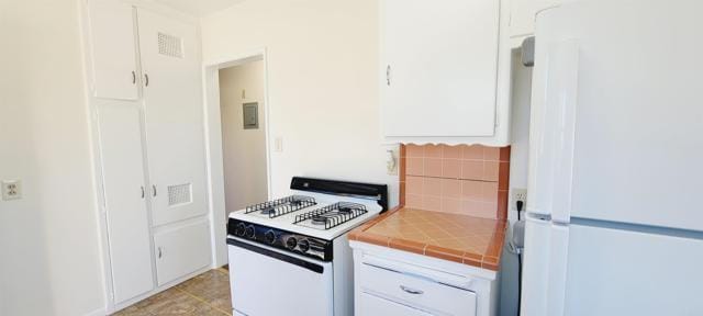 Building Photo - 16911 Glenetta Way