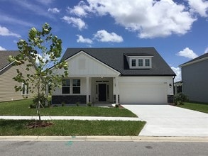 Building Photo - 3298 Roundabout Dr