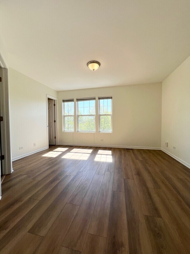 Building Photo - 601 Blackstone Ct