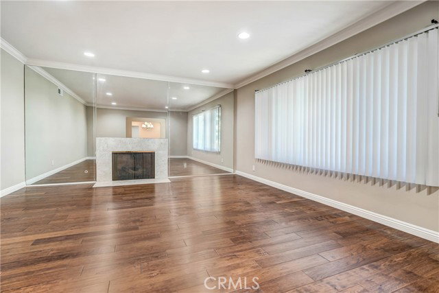 Building Photo - 5437 Castle Knoll Rd