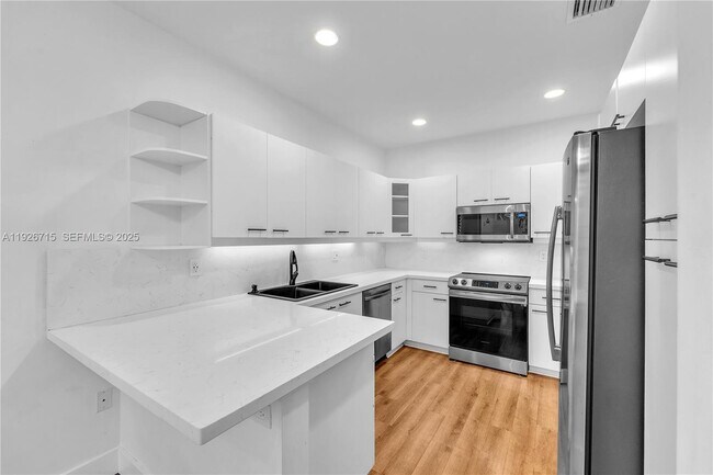 Building Photo - 1450 Weeping Willow Way