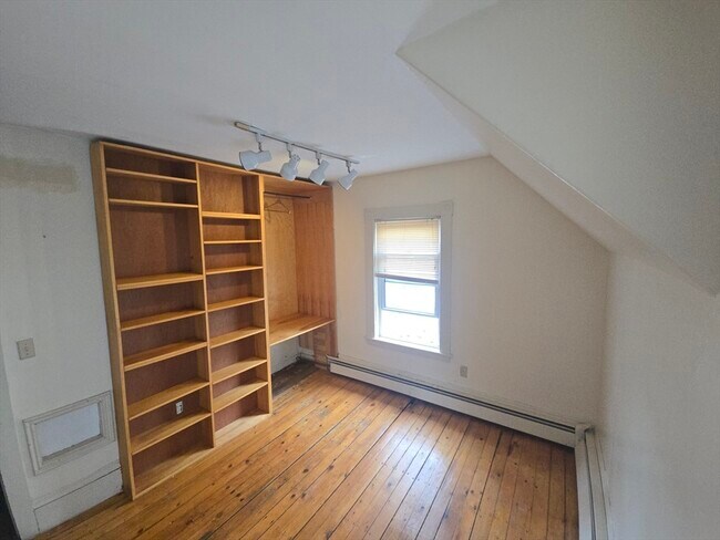 Building Photo - 21 Mountain Ave