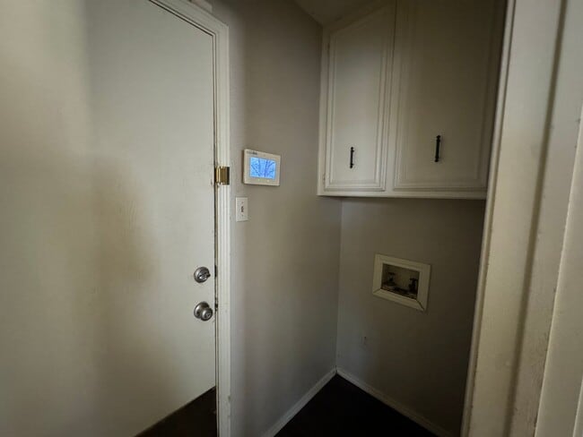 Building Photo - Lubbock Cooper ISD Gem: Ready-to-Rent July...