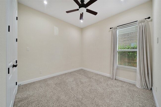 Building Photo - 22714 Alderdale Ln