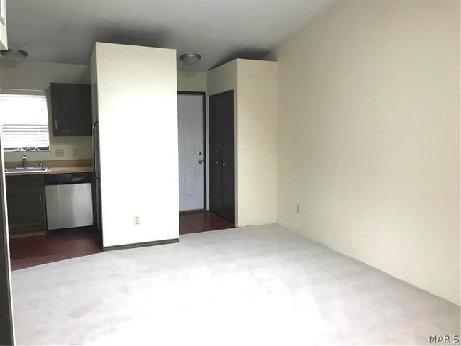 Building Photo - 122 Ashley Dr