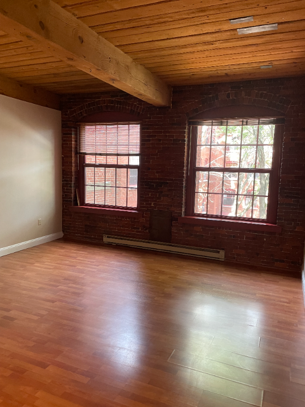 Building Photo - 335 Cypress St