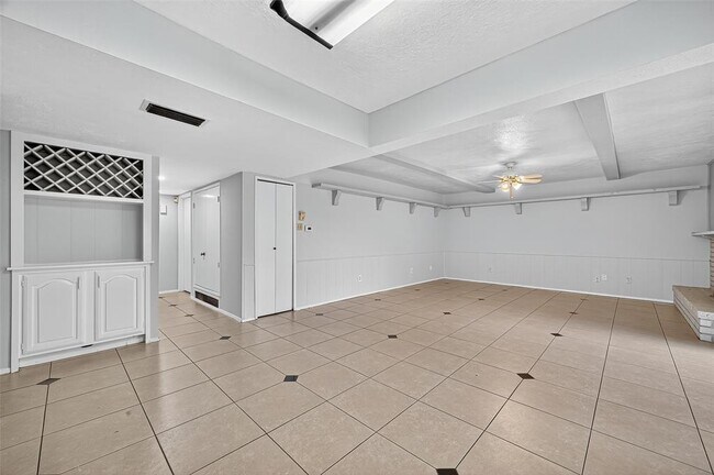 Building Photo - 15815 Ironside Creek Dr