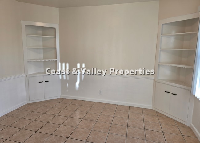 Building Photo - South Salinas HOME for RENT!!!