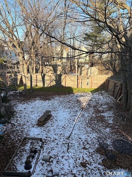 Building Photo - 787 Elm St