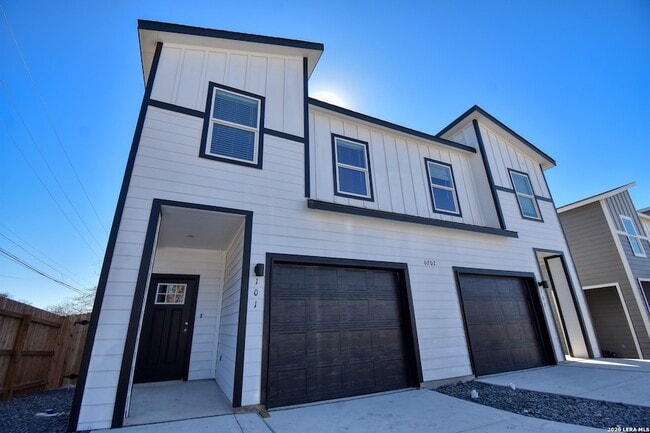 Building Photo - 6238 Pancho Villa Dr