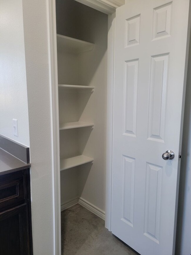 Building Photo - 2325 Zanoletti Ct