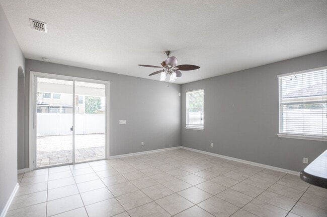 Building Photo - Beautiful Home in Wynnfield Lakes