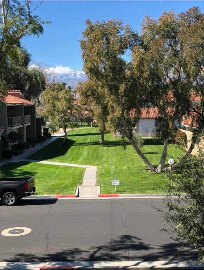 Building Photo - 394 Tava Ln