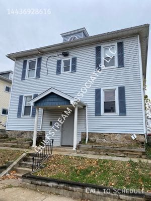 Building Photo - 4000 Oakford Ave