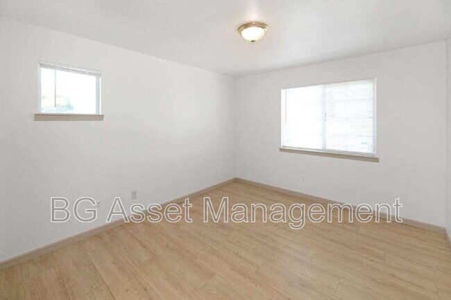 Building Photo - 2340 22nd St