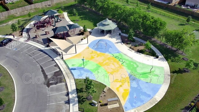 Building Photo - 3870 Trail de Paris