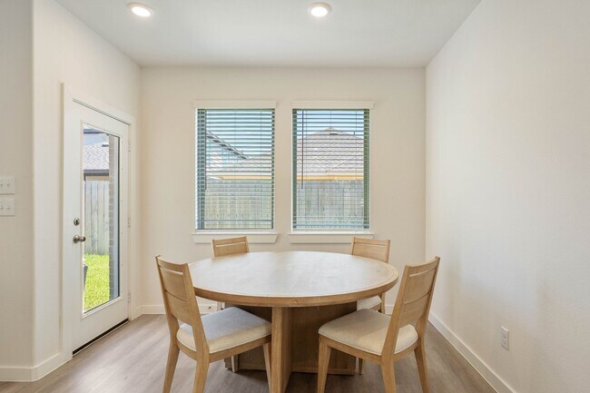 Building Photo - 17114 Pentland Hls Wy