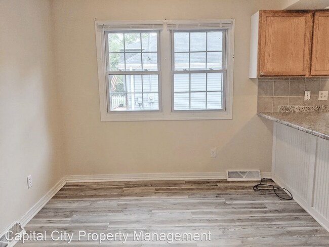 Building Photo - 4801/4803 SW 14th Street