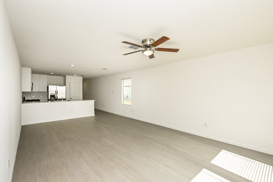 Building Photo - 1644 Limpkin Dr