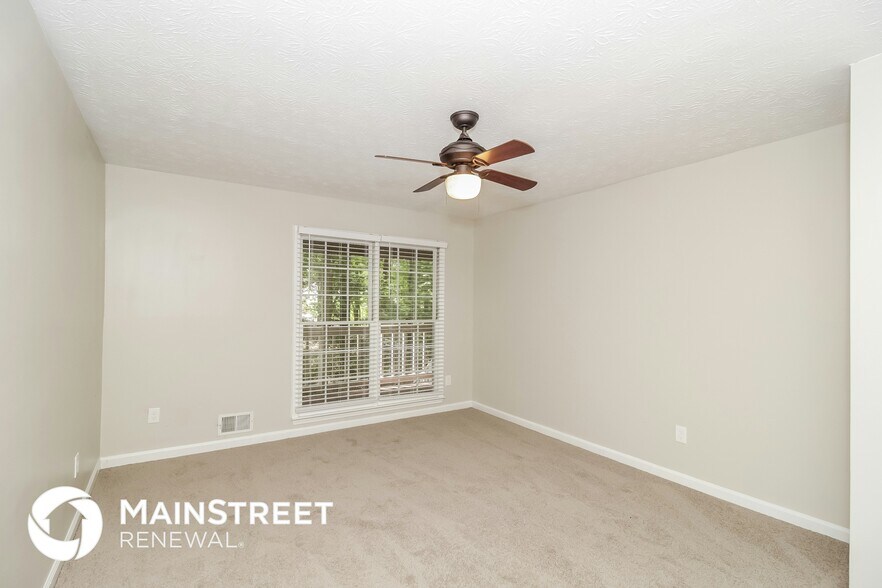 Building Photo - 345 Justin Dr