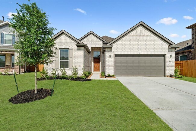 Primary Photo - 7611 Royal Oasis Ln
