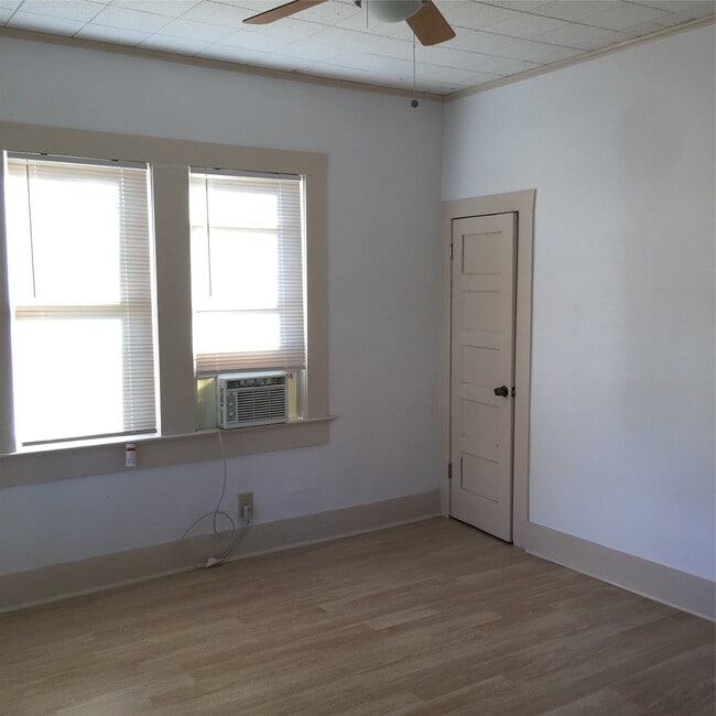Building Photo - 109 Broad St
