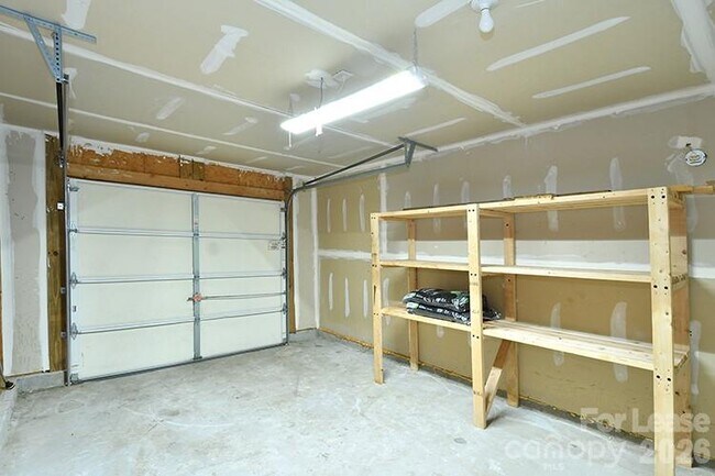 Building Photo - 118 Peterborough Dr